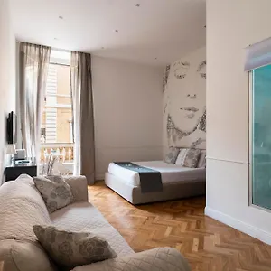 Vanity Navona Otel